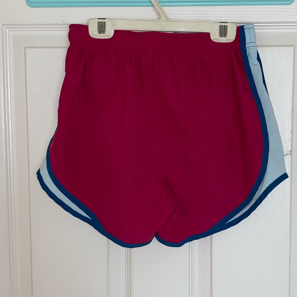 nike shorts - Picture 2 of 3